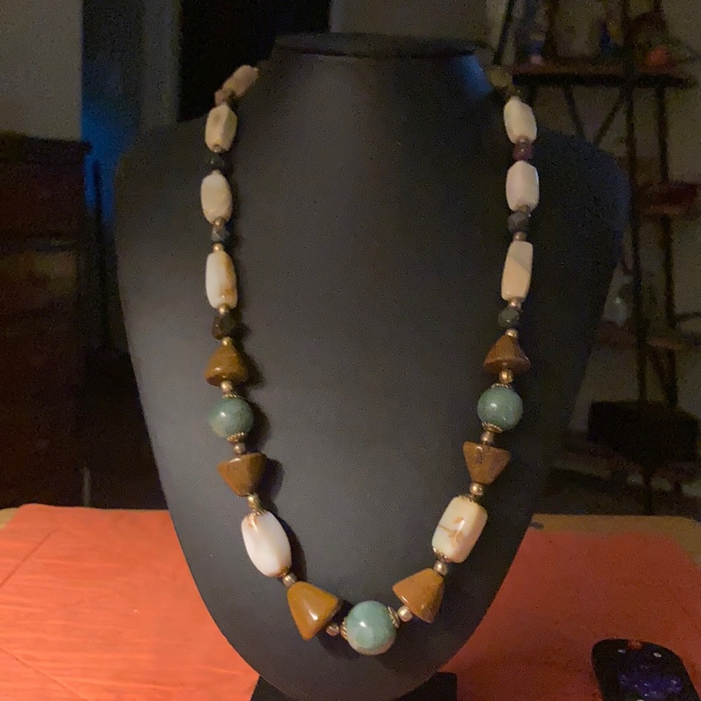 Vintage stone long necklace gorgeous stones